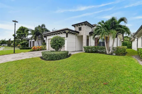 2948 GIN BERRY WAY