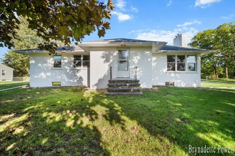 13464 Northland Drive NE