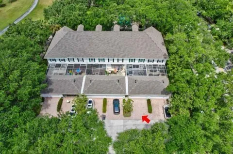 272 MURRAY COURT