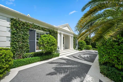 209 SANDPIPER DRIVE