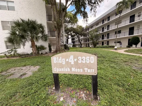 3360 Spanish Moss Ter #110
