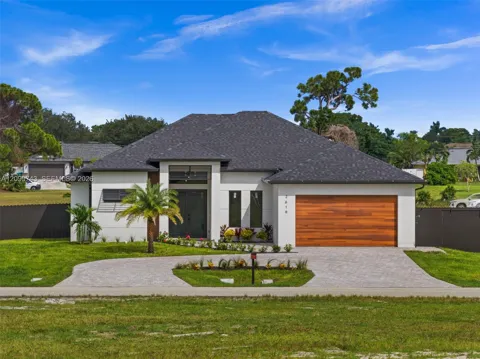 2619 NW Juanita Pl