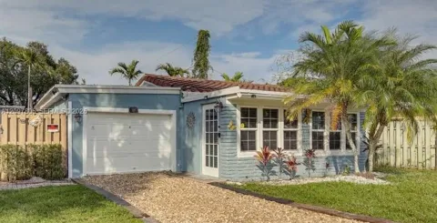 1237 SW 28th St