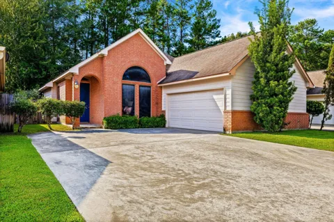 108 Sunshine Ln