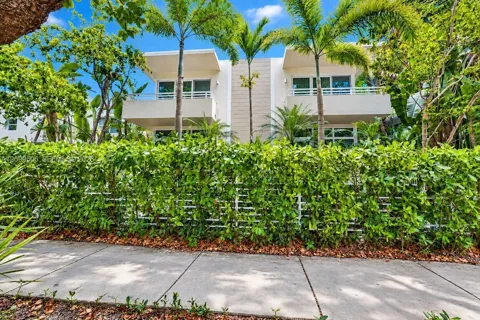 619 Meridian Ave #4