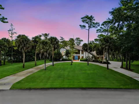 13885 Greentree Trail