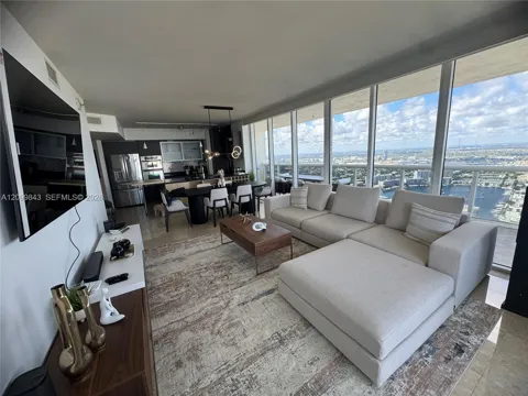 1830 S Ocean Dr #5008
