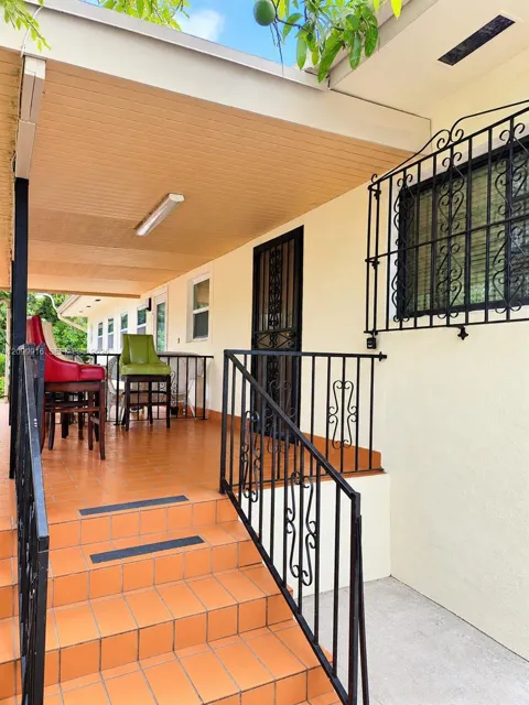 3051 NW 14th St #3