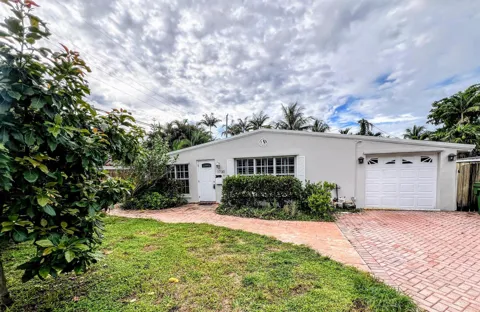 1730 NE 17TH STREET