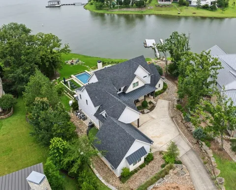 13350 Waterside Drive