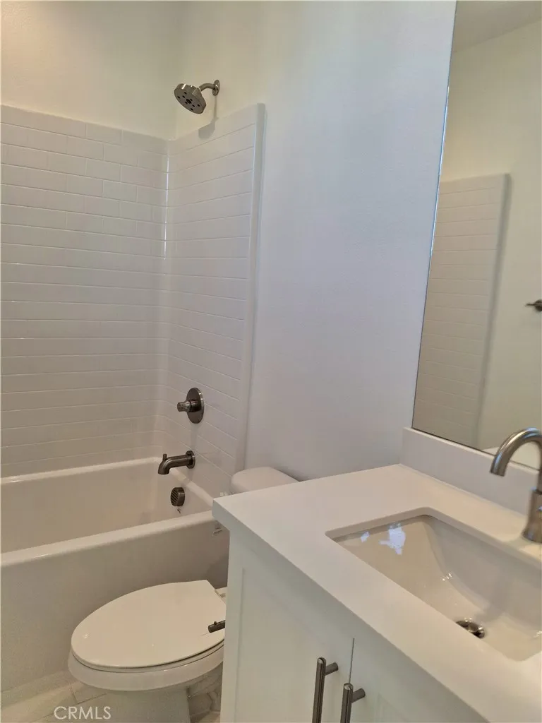 3572 Via Nido Carlsbad, CA 92009