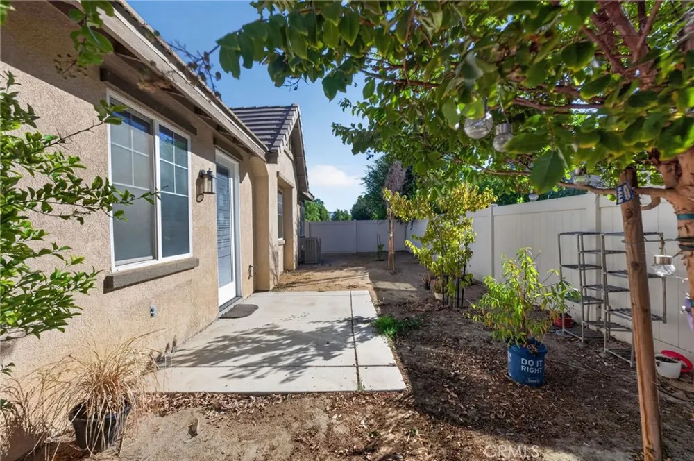 868 White Pepper Hemet, CA 92545