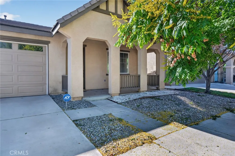 868 White Pepper Hemet, CA 92545