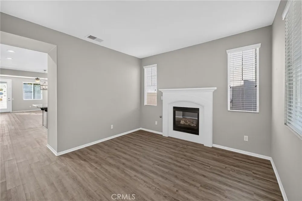 868 White Pepper Hemet, CA 92545