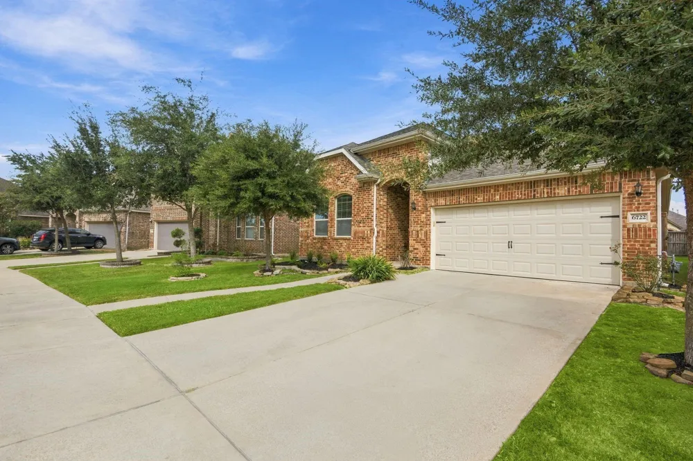 6722 Greenwood Valley Place Katy, TX 77493