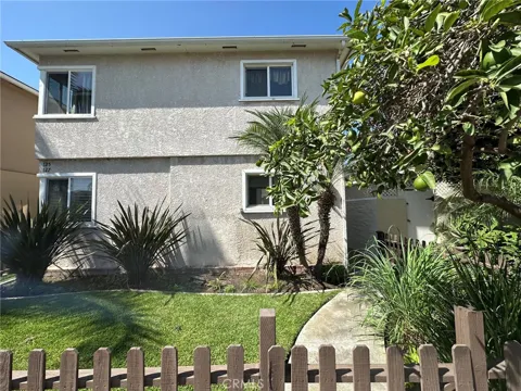 125 Nieto Avenue