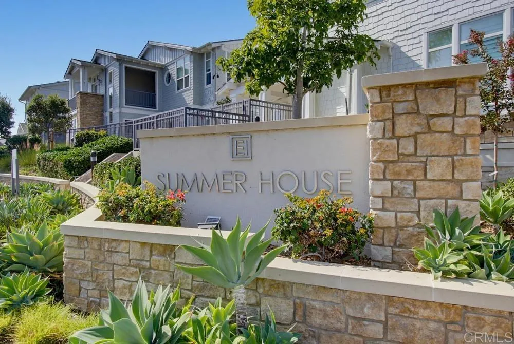 2389 Ocean Street Carlsbad, CA 92008