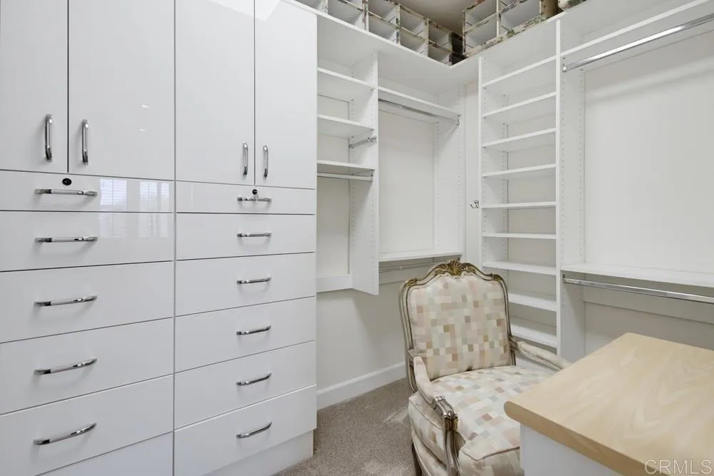 2389 Ocean Street Carlsbad, CA 92008