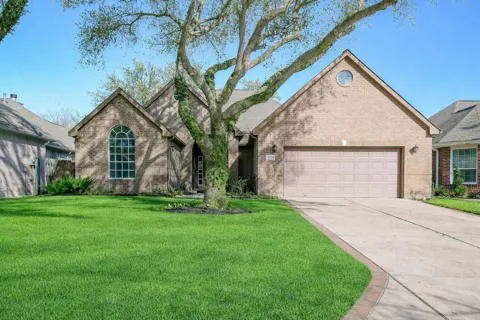 4111 Clubhollow