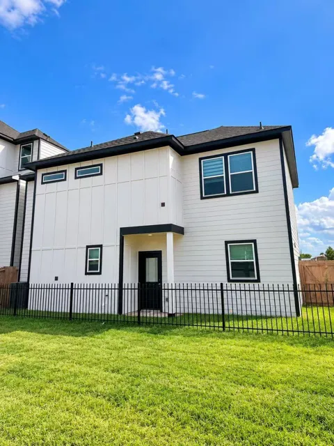6702 Metro Boulevard #17