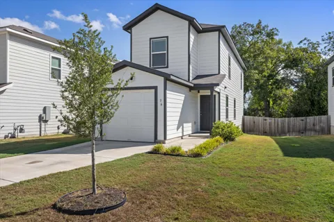 36 Trinity Circle