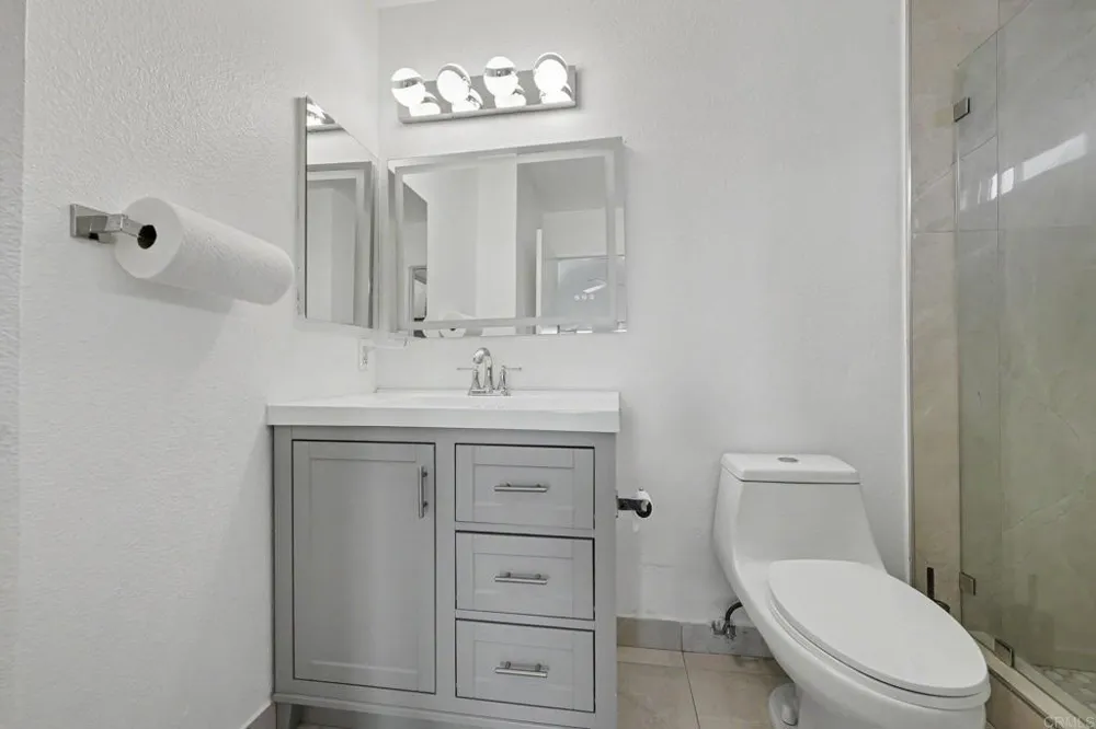 1380 E Washington Avenue #17 El Cajon, CA 92019