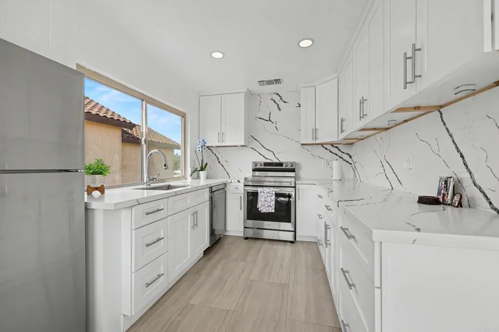 1380 E Washington Avenue #17 El Cajon, CA 92019