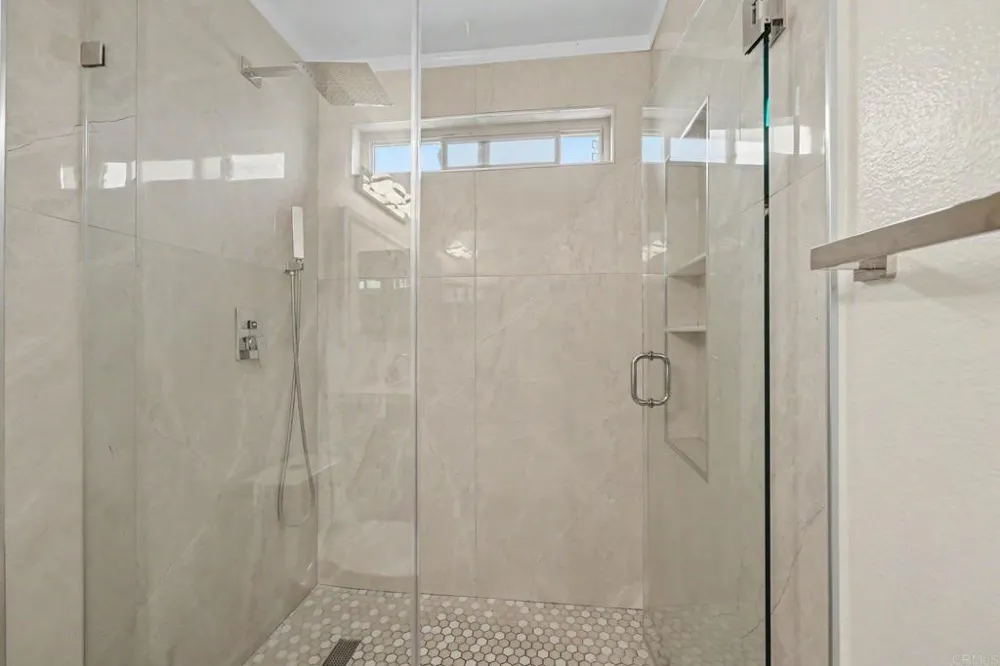 1380 E Washington Avenue #17 El Cajon, CA 92019
