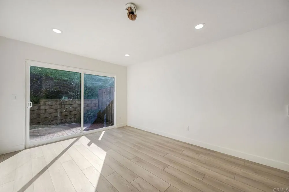 10218 Caminito Surabaya San Diego, CA 92131