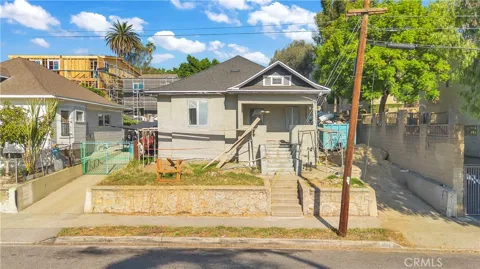 1307 Pleasant
