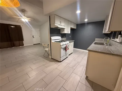 10933 Rome Beauty