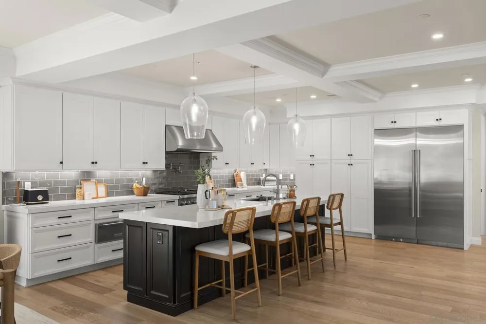 6989 Paseo Laredo La Jolla, CA 92037