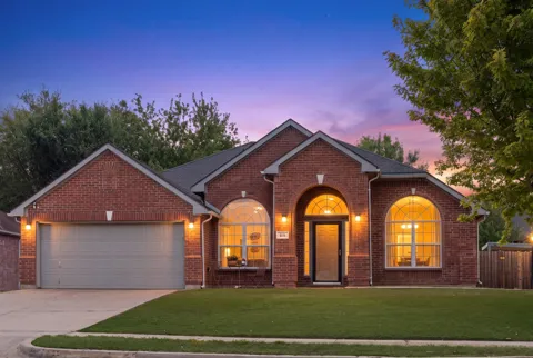 215 Longhorn Trail