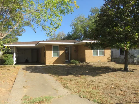 725 W Bullock Street