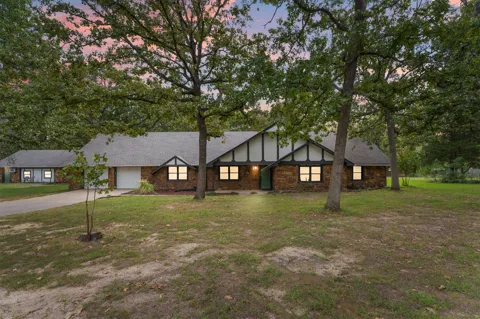 8939 Crestwood Drive