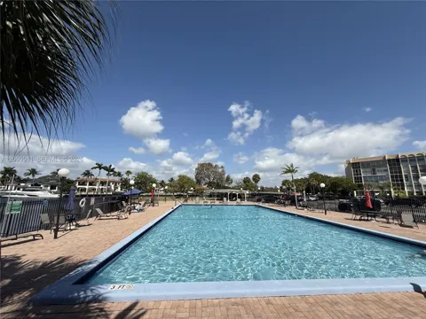 2101 Atlantic Shores Blvd #120