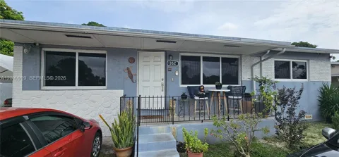 352 NW 31st Ave