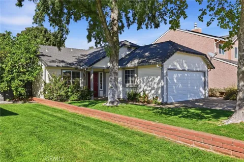 1618 E Lassen