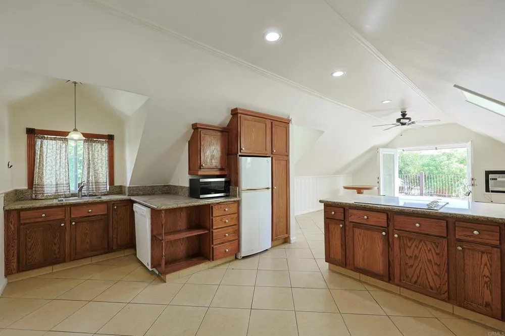 13101 Sudan Road Poway, CA 92064