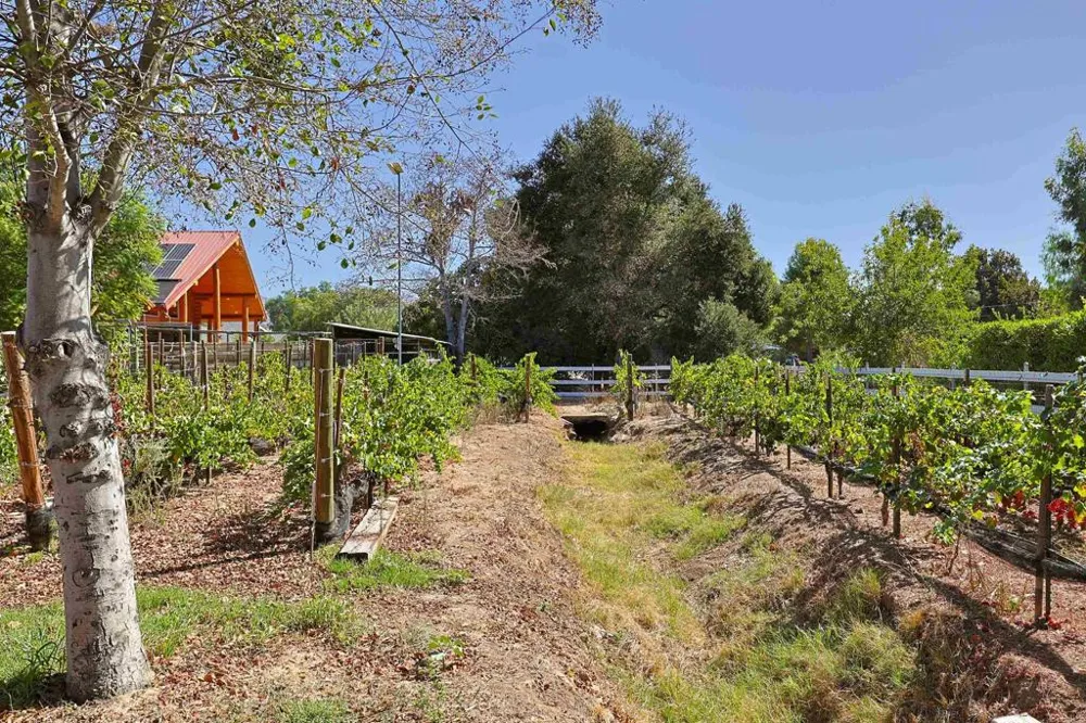 13101 Sudan Road Poway, CA 92064