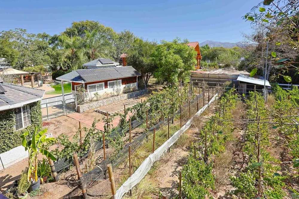 13101 Sudan Road Poway, CA 92064