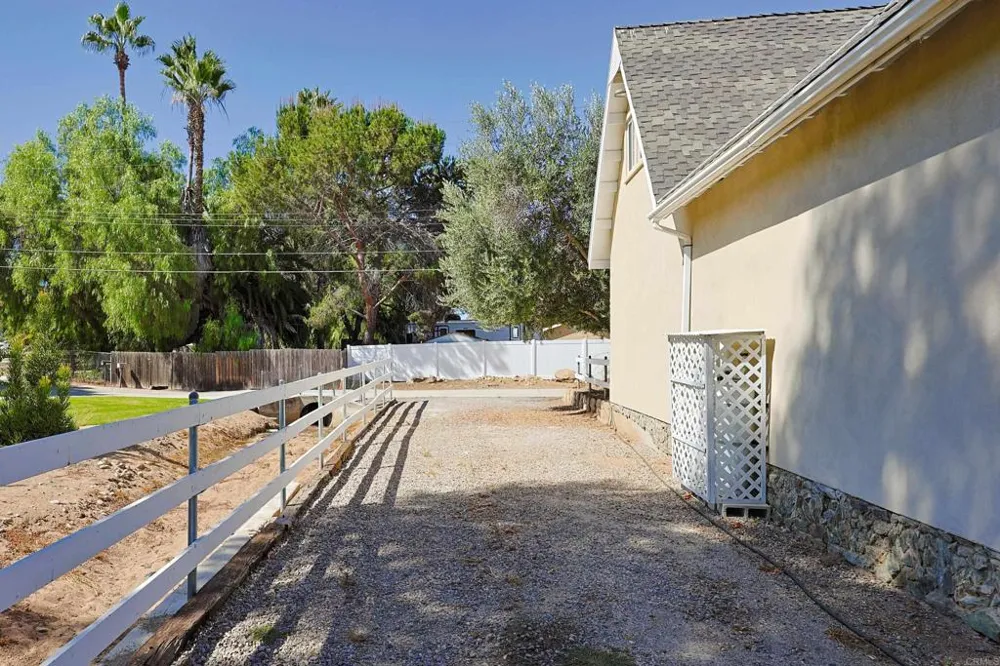 13101 Sudan Road Poway, CA 92064