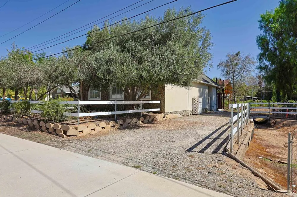 13101 Sudan Road Poway, CA 92064