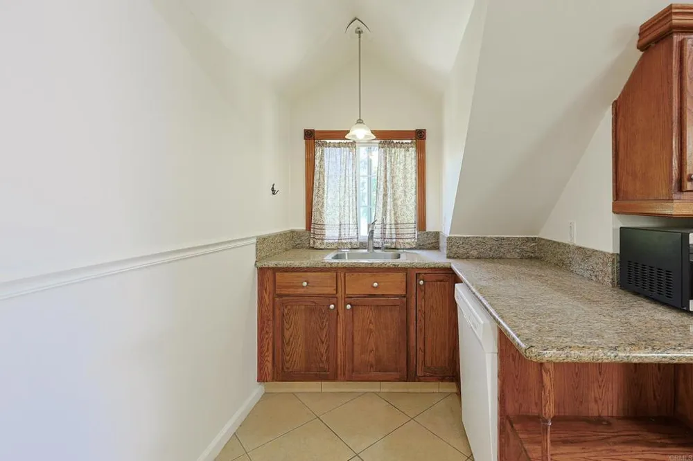 13101 Sudan Road Poway, CA 92064