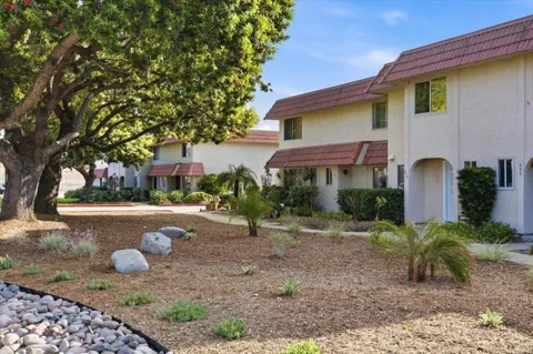 535 Beverly Place #44
