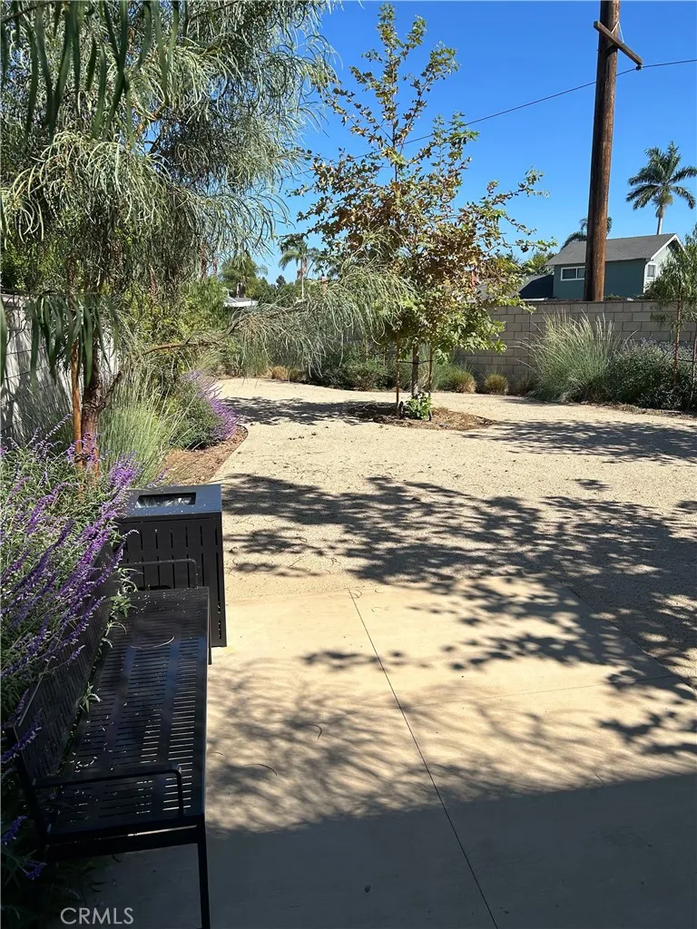 19 Bigsby Drive Stanton, CA 90680