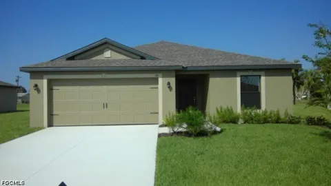 Shadow Lakes Drive
