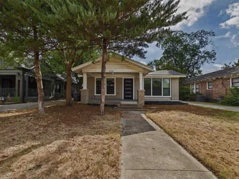1026 Cedar Hill Avenue