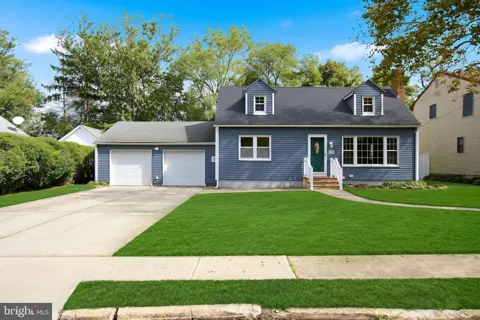 9 HEDGE STREET
