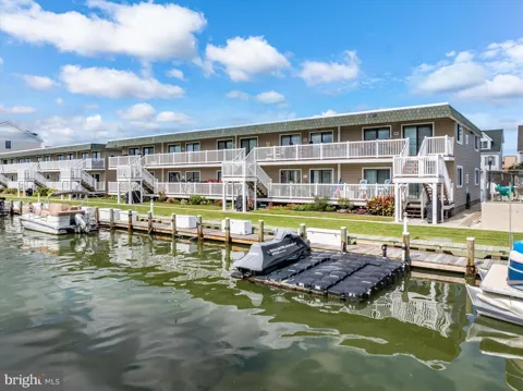 721 BRADLEY ROAD #2C